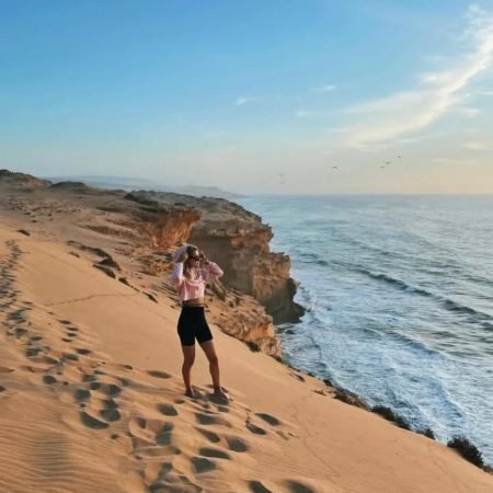 Sandboarding Timlaline Dunes